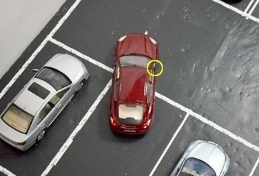 现实中的倒车入库怎样看点?现实中倒库最简单又准的方法